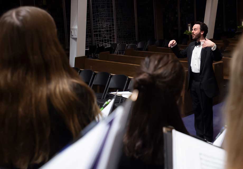 DeSales Chorale and Ryan Mullaney, DMA